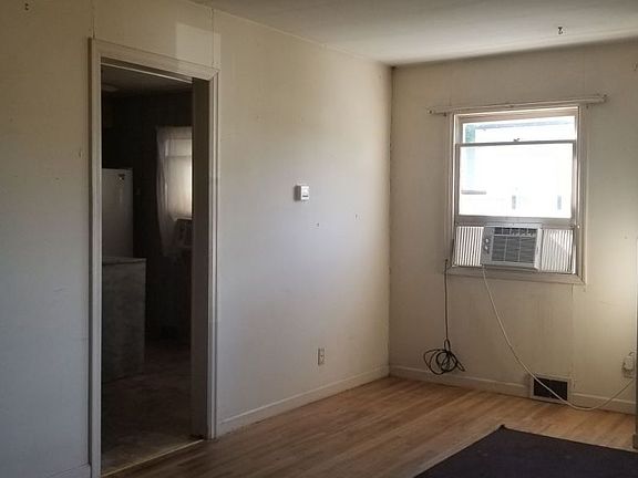 3rd image of 308 N Strevell Ave
