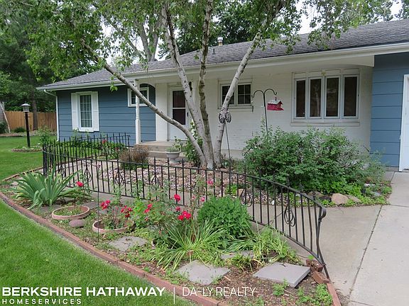 3rd image of 1608 Ando Ave