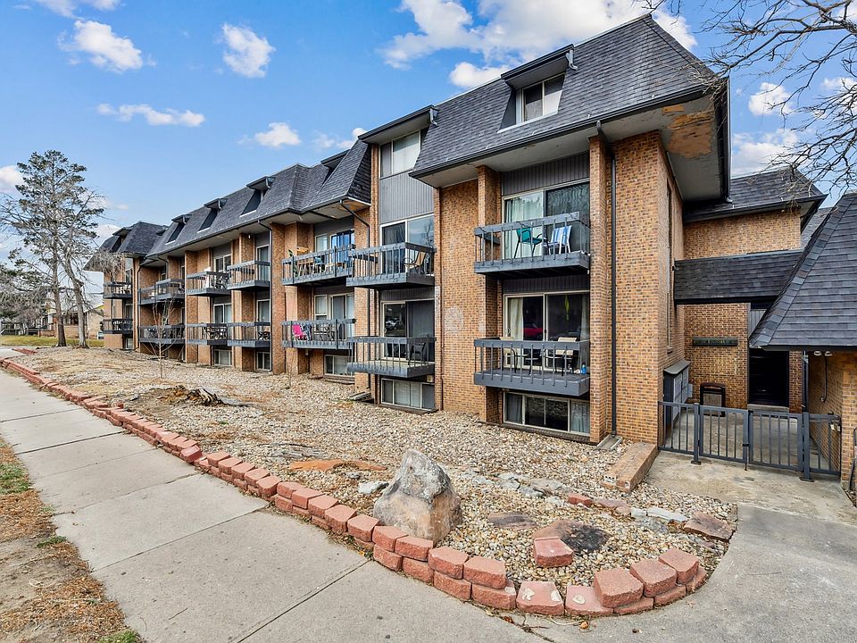 1st image of 1065 University Ave #1-109