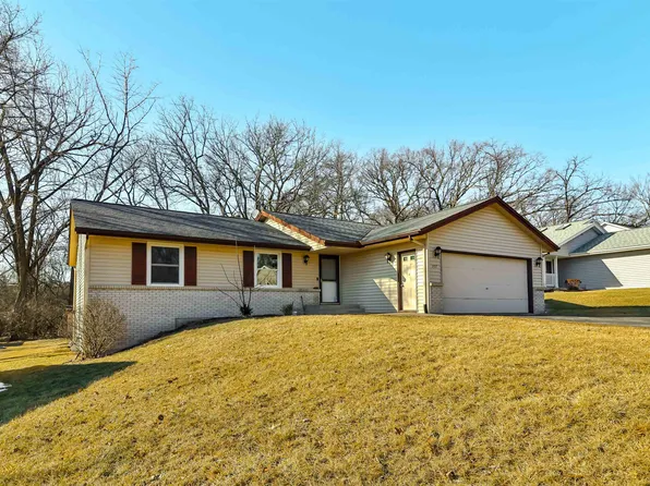 207 Talladega Dr SW, Poplar Grove, IL 61065
