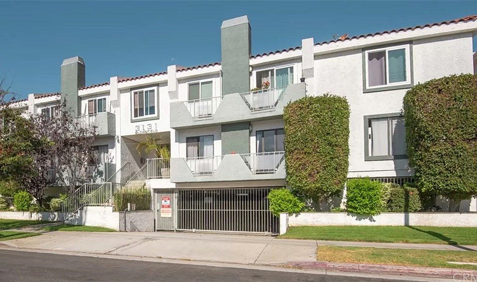 1st image of 3131 S Canfield Ave APT 101