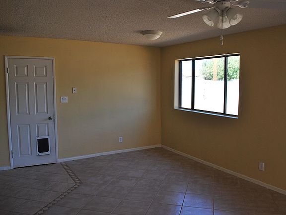 3rd image of 2231 W Joan De Arc Ave