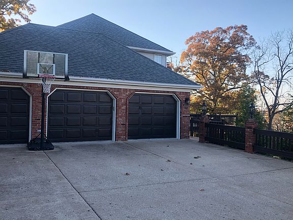 3 car garage