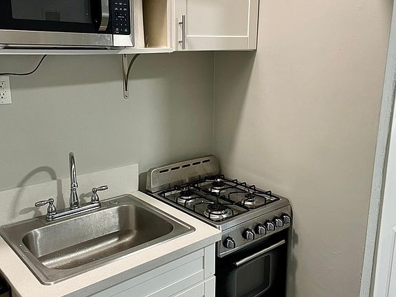 5th image of 1140 E Elk Ave #5A