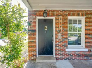 2201 5th Ave APT B, Fort Worth, TX 76110