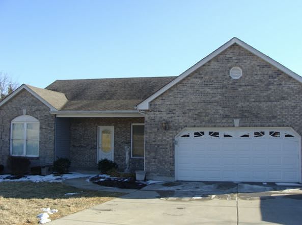 1st image of 9726 Walnut Dr