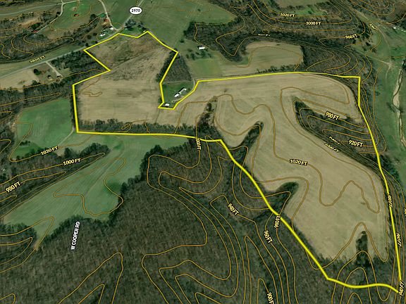 2nd image of 3050 Sanders Ridge Rd