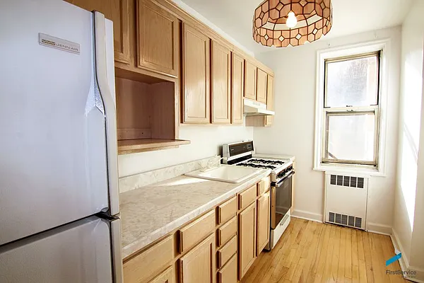 Sold by FirstService Realty (legacy) | media 4