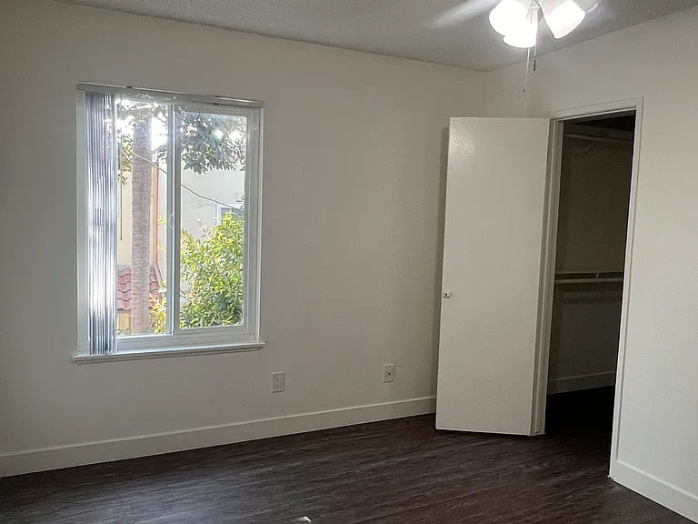 Knotty Apartments — Photo 26