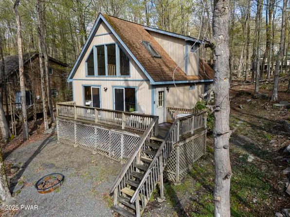 72 Woodridge Dr, Lake Ariel, PA 18436