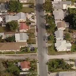 1st image of 921 N East St
