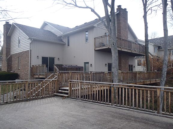 2nd image of 406 Regents Park Ln
