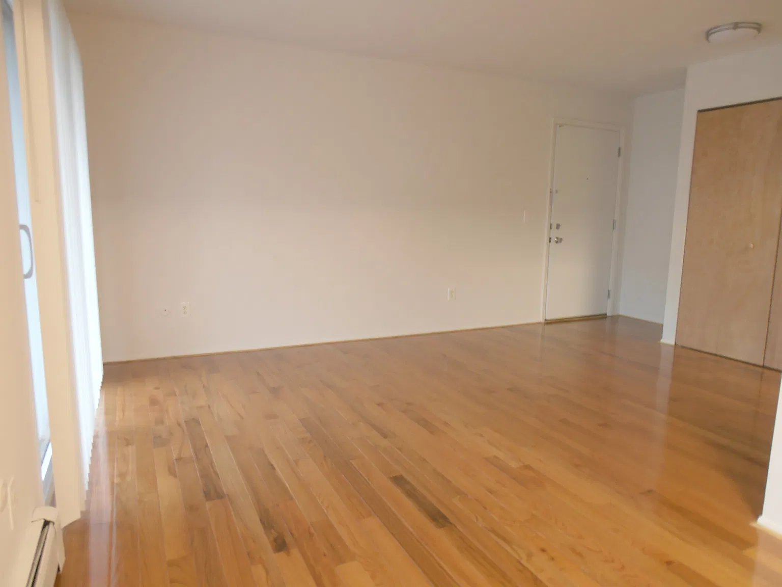 1 bed, 614 sqft, $1,595 — Photo 2