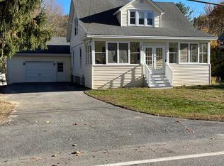63 Spring St, Yarmouth, ME 04096