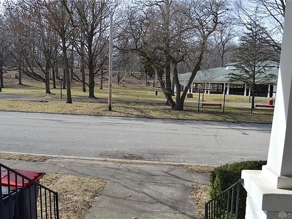 5th image of 1405 Forest Ave