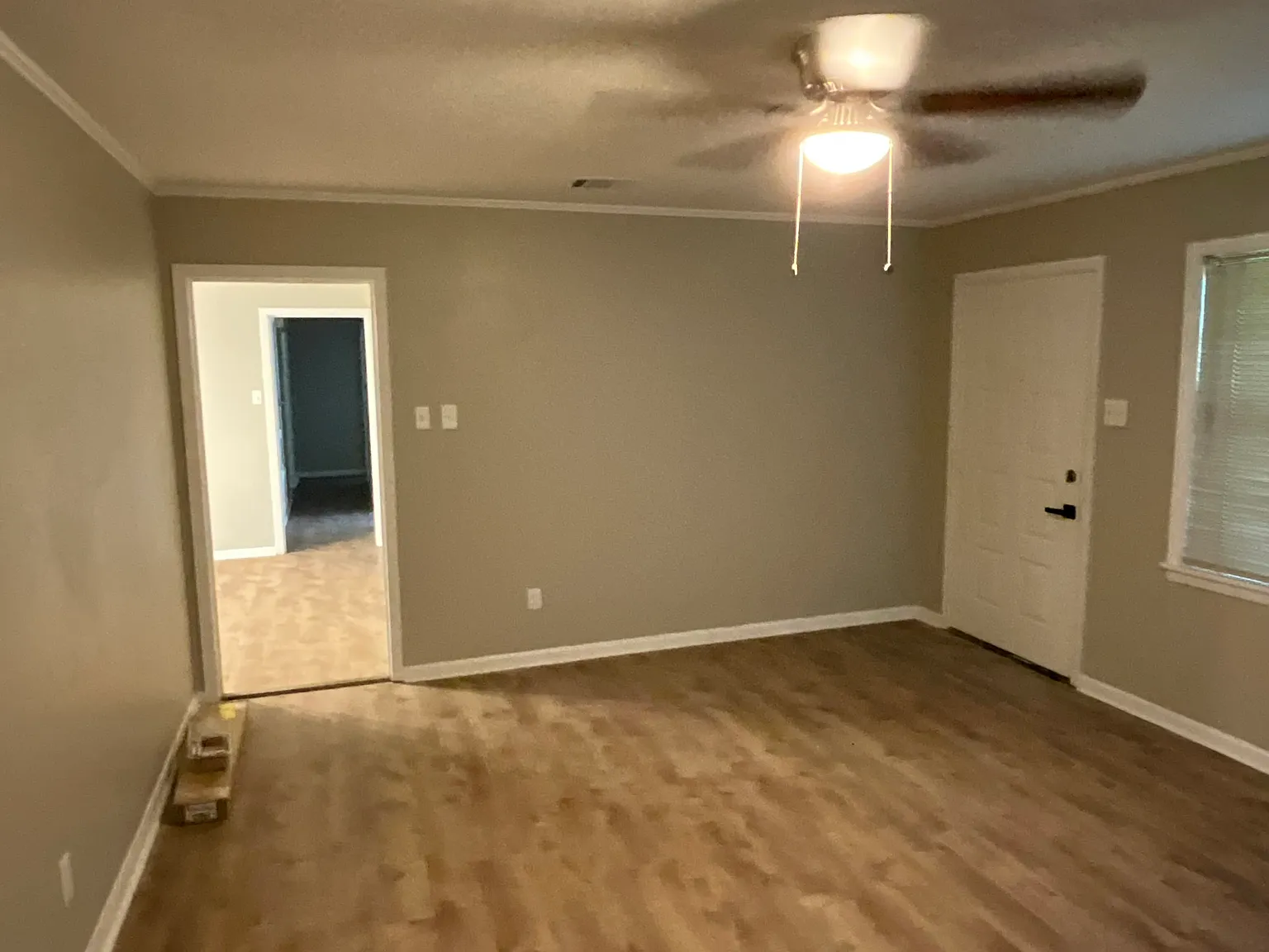 4 bed, 1650 sqft, $1,800 — Photo 2