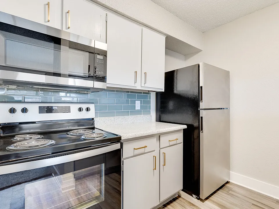 Hazelwood Apartment Homes