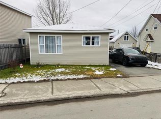 14 King St, Grand Falls Windsor, NL A2B1J6