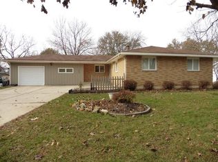 1609 Missouri Ave, Charles City, IA 50616