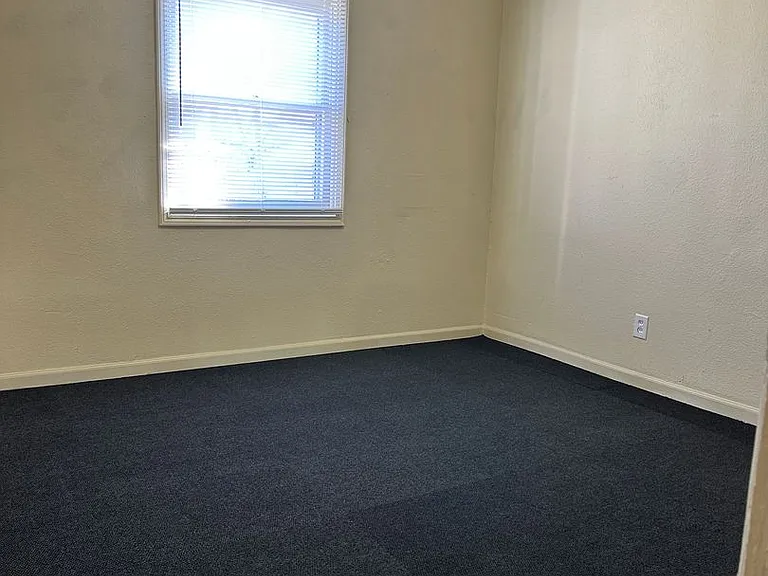 3413 SW Brendan Ave — Photo 7