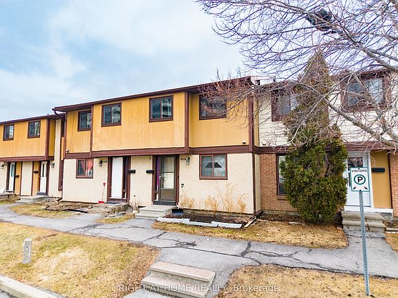 3rd image of 1324 Belgate Way