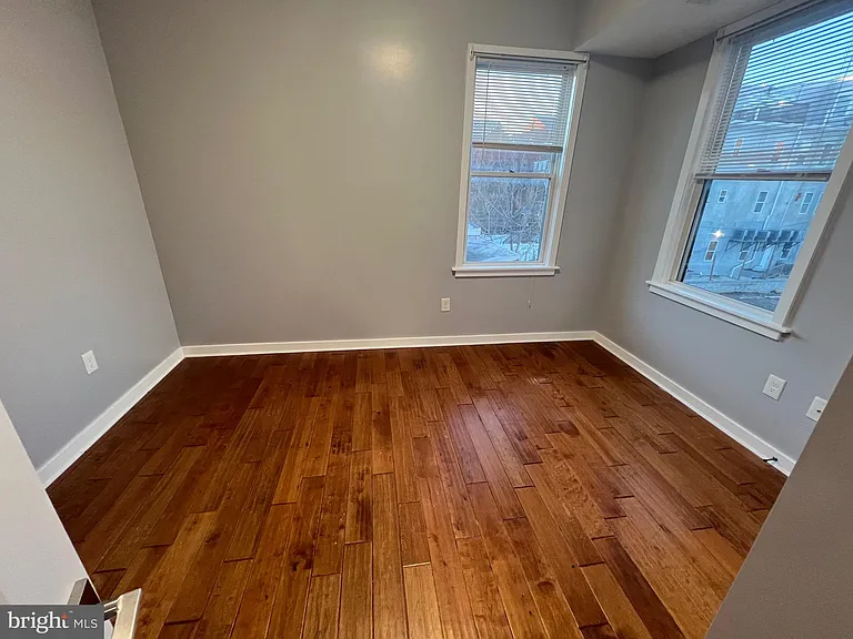924 N 15th St #3 — Photo 13