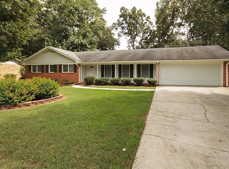 1st image of 2232 Plantation Ct