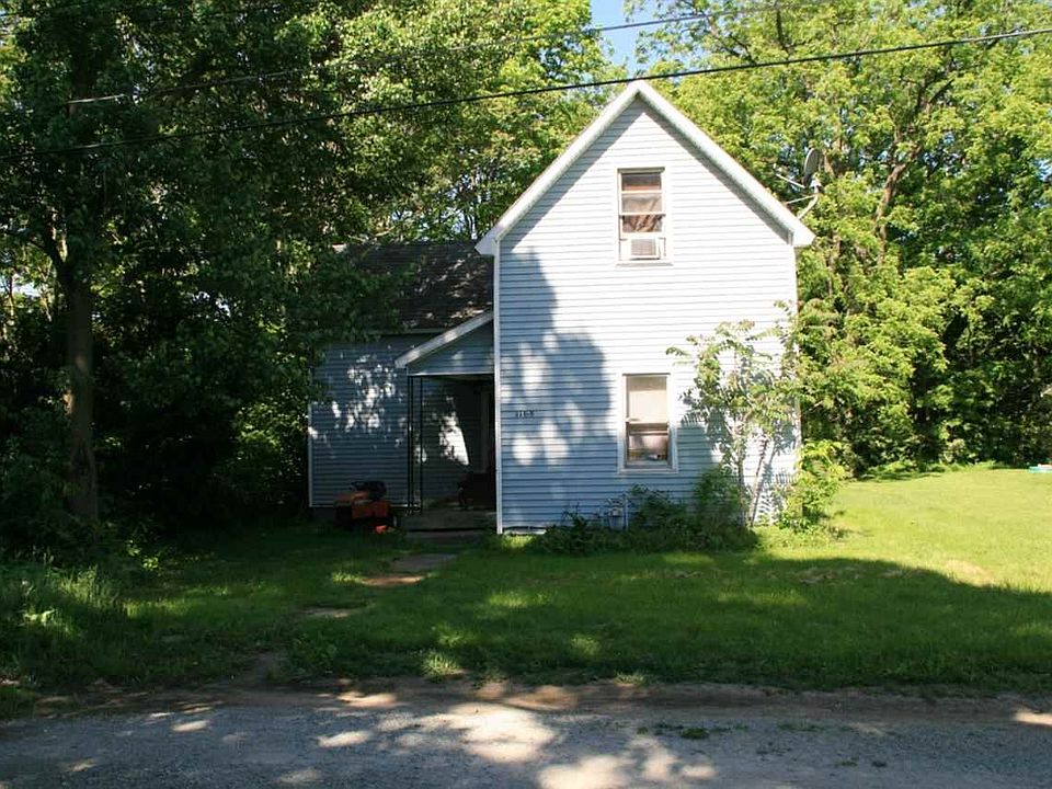 2nd image of 1168 Jones St