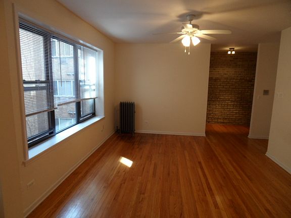 2nd image of 6150 N Winthrop Ave APT 224