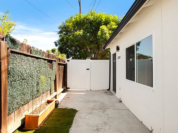 Gated outdoor space