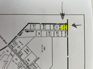 Memory Ln, Manchester, ME 04351