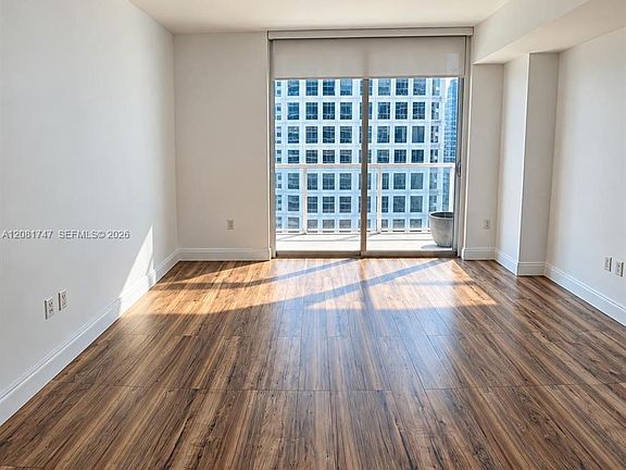 3rd image of 500 Brickell Ave APT 2504