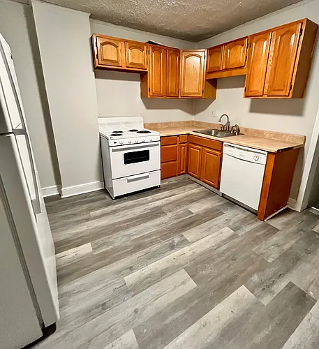 452 South St Photo 1