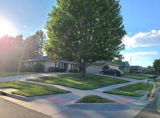 2671 SW Arrowhead Rd, Topeka, KS 66614