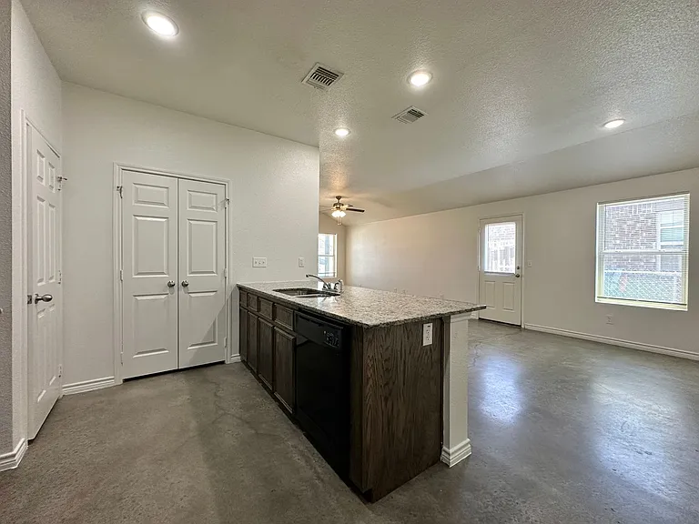 5814 Harriet Tubman Ave — Photo 11