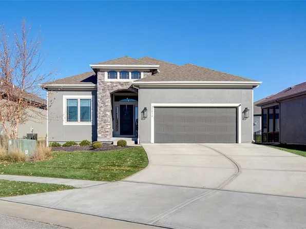 21416 W 116th Pl, Olathe, KS 66061