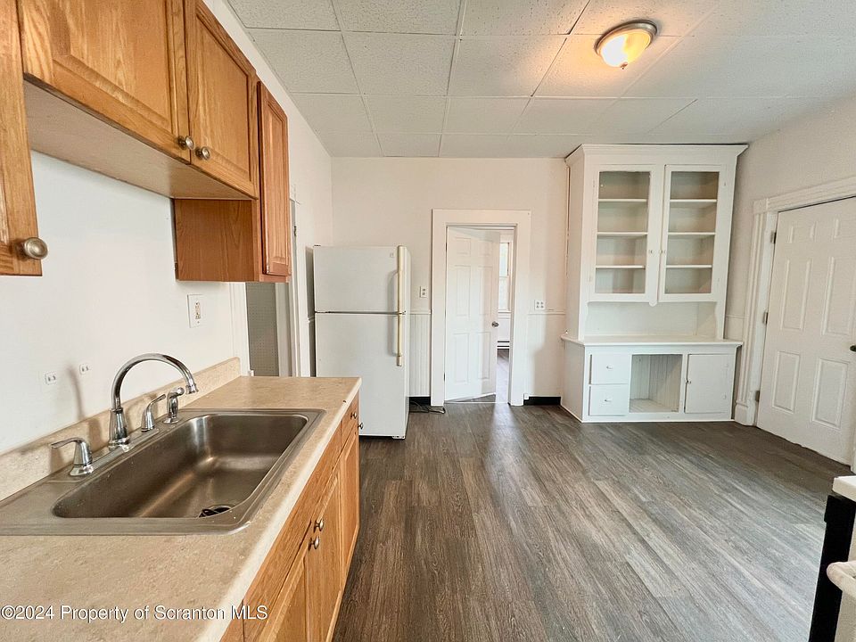1st image of 1316 Eynon St #1B