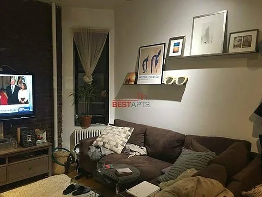 Rented by Best Apartments North Inc | media 32