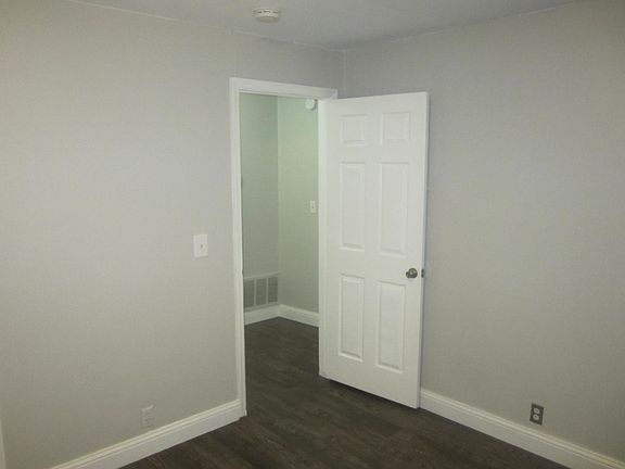5th image of 1322 Caldwell St APT 101