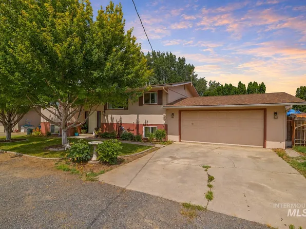 2390 Rolling Hills Dr, Clarkston, WA 99403