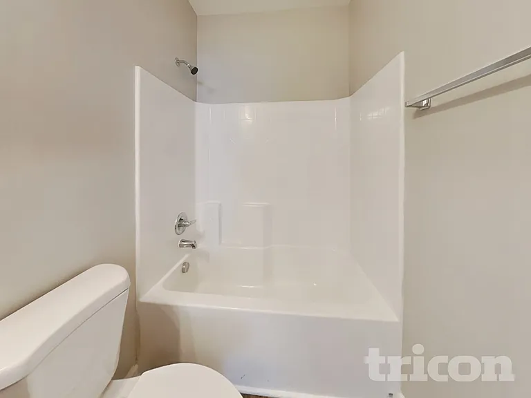 112 Oldham Way — Photo 16