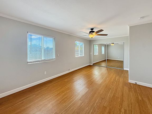 4th image of 8687 San Vicente St