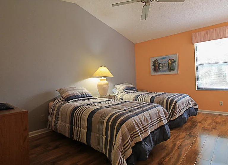 886 Windermere Way — Photo 28