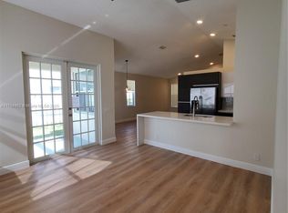 858 Briar Ridge Rd #0, Fort Lauderdale, FL 33327