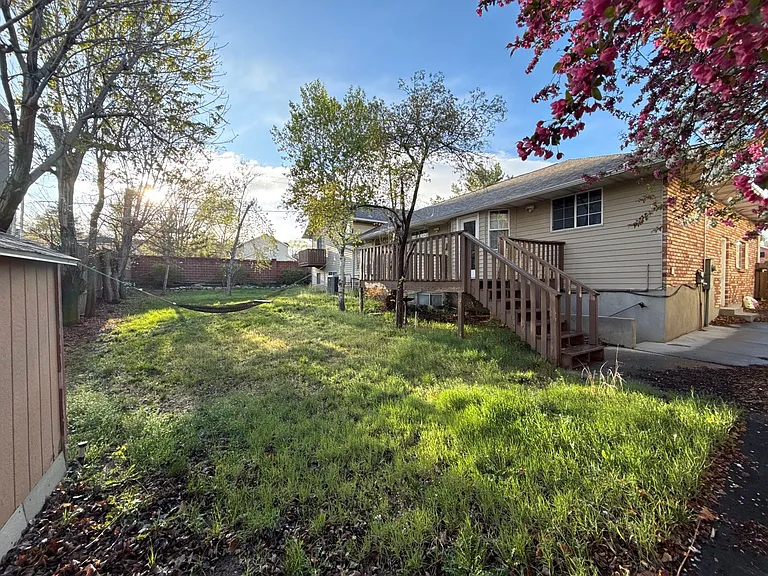 1712 E Wasatch Blvd — Photo 25