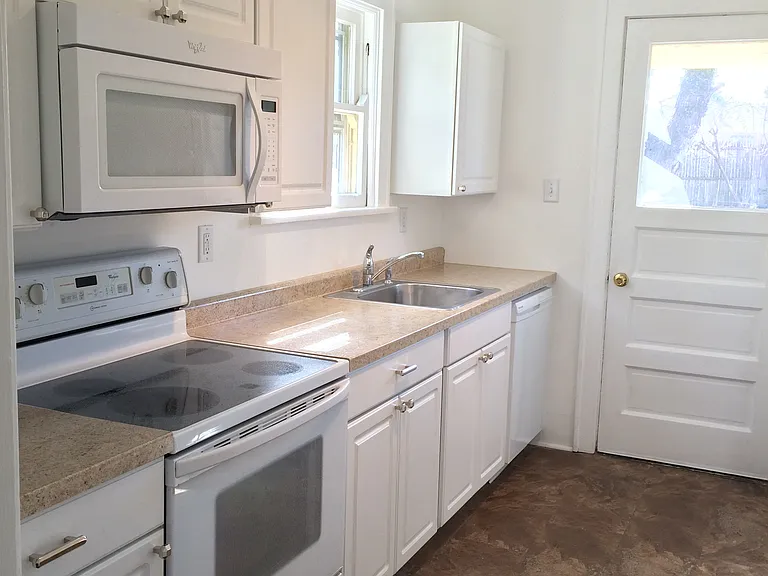 3603 Madison Rd #1 — Photo 7