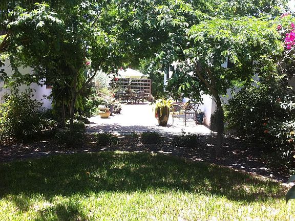5th image of 365 NE 107th St