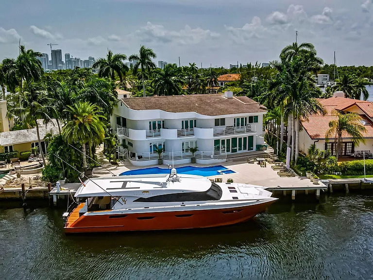 632 3rd Key Dr — Photo 2