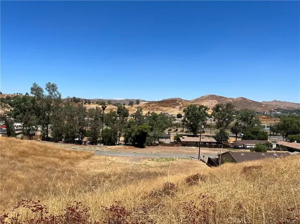 5 Stecher Ave #163, Lake Elsinore, CA 92530