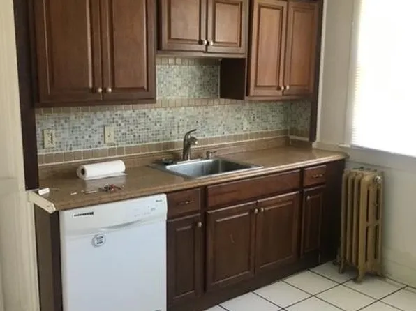 2185 Arey Rd, Cleveland, OH